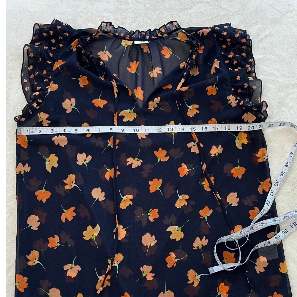 Cabi Sunset Kiss Spring Blouse Navy Blue Floral Ruffle Cap Sleeve Top Small - Picture 3 of 8